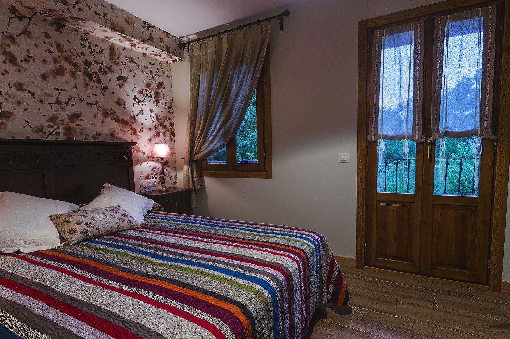 Sarvisé Casa Martin Ordesa 게스트하우스 외부 사진